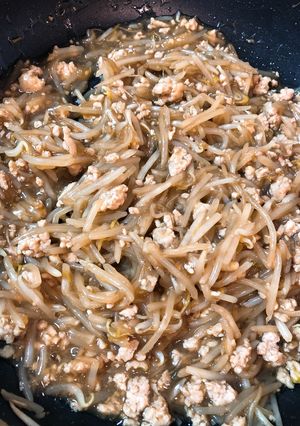 ヘルシー！鶏挽肉ともやしのあんかけ丼-レシピのメイン写真
