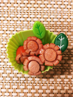お弁当のおかず ウインナーの花-レシピのメイン写真