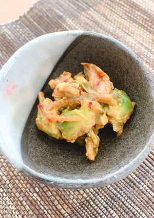 アボカドとキムチの和え物-レシピのメイン写真