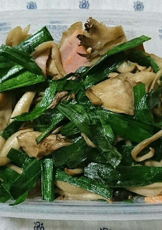 にらと舞茸とハムのにんにく炒め-レシピのメイン写真