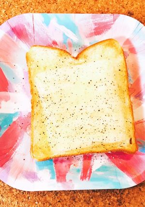 ピリッとアクセントのハチミツトースト-レシピのメイン写真