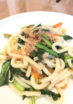 5分で！甘青菜と人参の焼きうどん-レシピのメイン写真