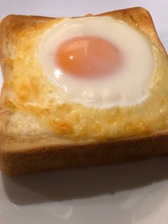 ビスマルクピザ風トースト-レシピのメイン写真