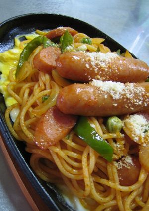 どこか懐かしい 鉄板ナポリタンパスタ-レシピのメイン写真