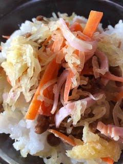 納豆と錦糸うりのサラダご飯-レシピのメイン写真