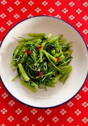 空芯菜とにんにくのピリ辛炒め-レシピのメイン写真