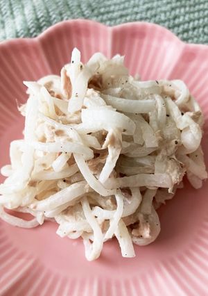 副菜♫ひと味違う☆簡単大根サラダ-レシピのメイン写真