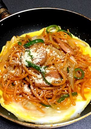 約束された勝利のフライパン直喰ナポリタン-レシピのメイン写真