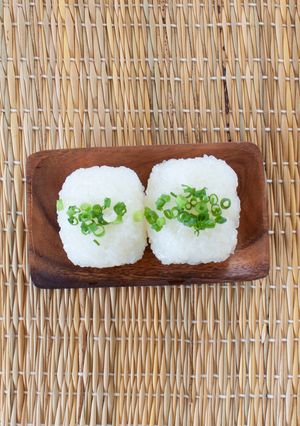 ガーリックオリーブオイルのおにぎり-レシピのメイン写真