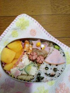 こびとのお弁当 台風で遠足は中止だけど-レシピのメイン写真