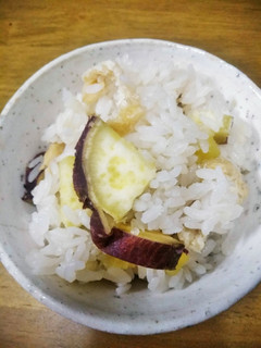 梨湖の簡単!さつまいもご飯-レシピのメイン写真