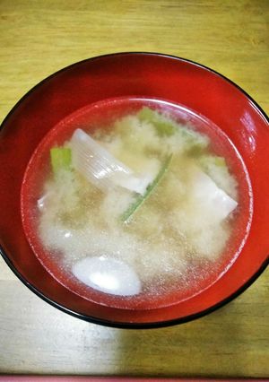 梨湖のベーコンと白ねぎのお味噌汁-レシピのメイン写真