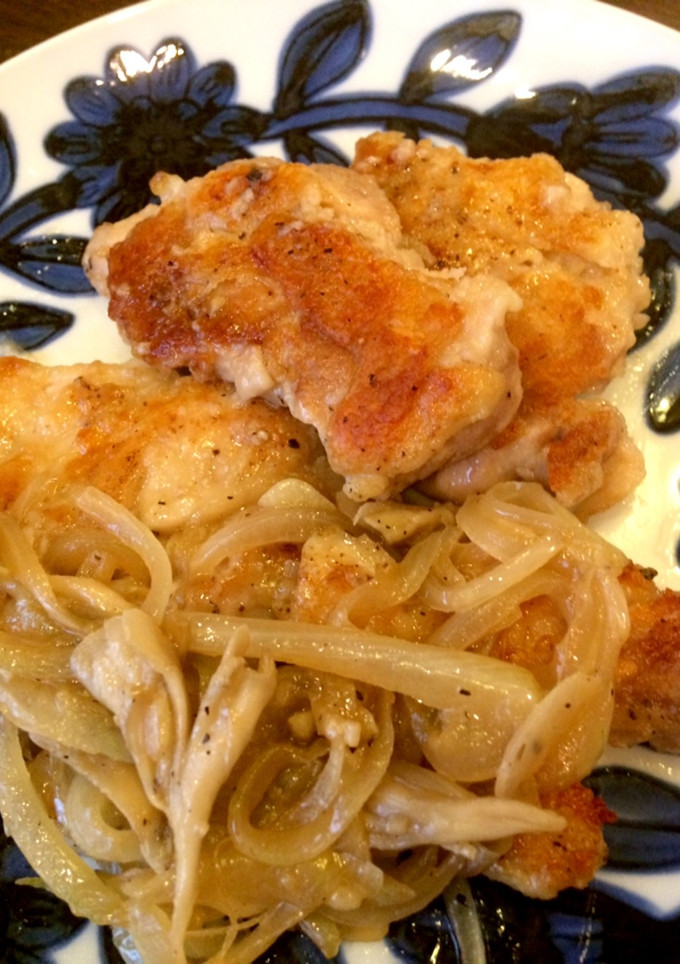 鶏もも肉のソテー玉ねぎのソースで♪-レシピのメイン写真