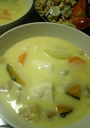 豆腐入りコーンクリームシチュー-レシピのメイン写真