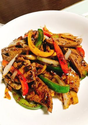 栄養満点!疲労回復!豚レバーの黒胡椒炒め-レシピのメイン写真