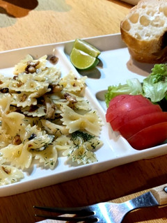 カボス香るさんまと舞茸のパスタ-レシピのメイン写真
