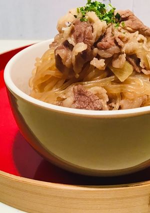 牛丼へ シラタキ を加える-レシピのメイン写真