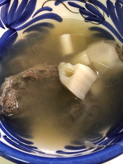 牛スネ肉とれんこんのスープ-レシピのメイン写真
