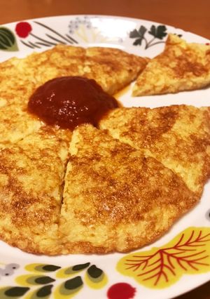 チーズ風味のふわふわ山芋オムレツ-レシピのメイン写真