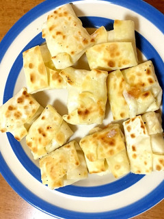 余り餃子の皮でチーズスナック!-レシピのメイン写真