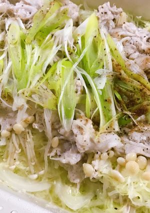 簡単！！千切りキャベツと豚肉の黒胡椒鍋-レシピのメイン写真