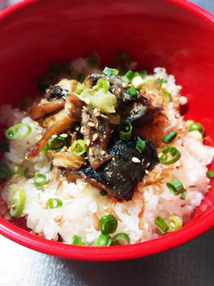 鯖の水煮丼-レシピのメイン写真