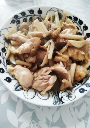 簡単♪鶏肉ときのこの蒸し炒め-レシピのメイン写真