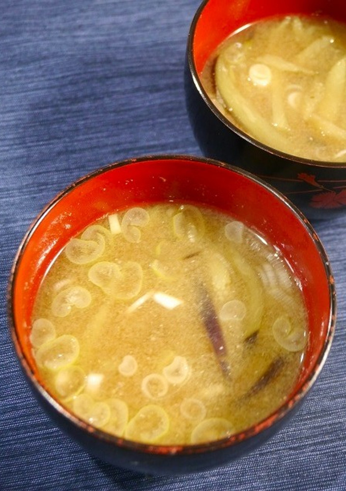 簡単！とろとろ茄子のお味噌汁-レシピのメイン写真