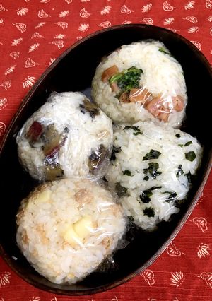 ４種のごちそうおにぎり弁当-レシピのメイン写真