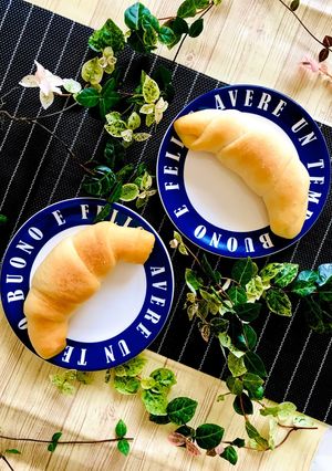 簡単塩ロールパン・塩パン-レシピのメイン写真