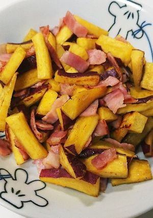 さつまいもとベーコンの炒め物-レシピのメイン写真