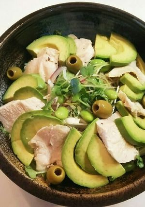 アボカド レンジ蒸し鶏 サラダ-レシピのメイン写真
