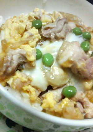 ✿玉ネギも卵も❀トロトロ～ッ✿な親子丼♪-レシピのメイン写真