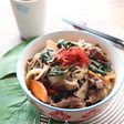 野菜でカサ増し♪ボリュームたっぷり牛丼
