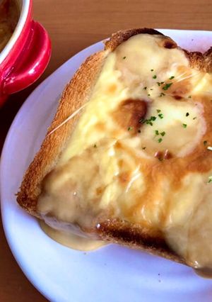 ほんのりめんつゆ！？チーズトースト-レシピのメイン写真