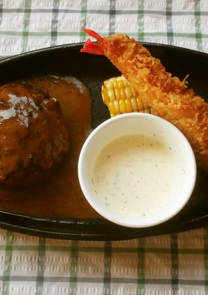 ハンバーグ＆えびフライ☆コンボ♪-レシピのメイン写真
