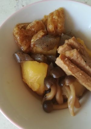 コンニャクと豚肉で煮物-レシピのメイン写真