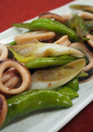 『イカと長ネギの醤油しょうが炒め』-レシピのメイン写真