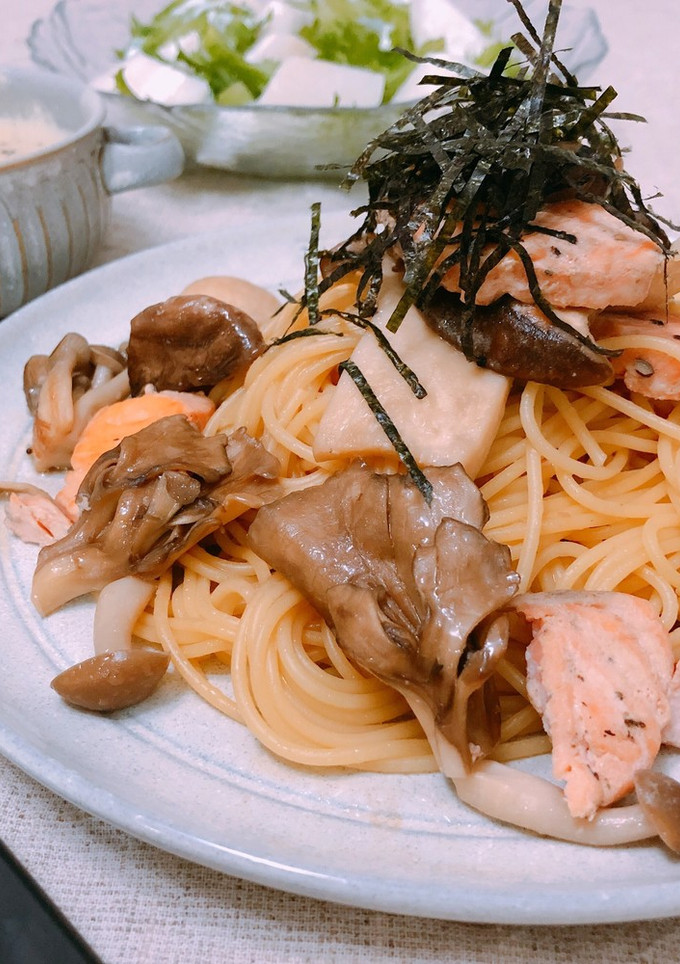 秋鮭とたっぷりきのこのパスタ-レシピのメイン写真