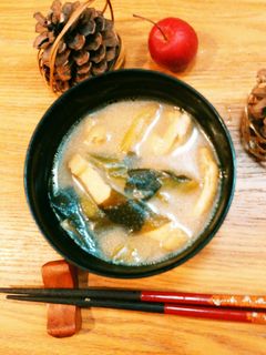 青ネギ消費!長ネギのお味噌汁-レシピのメイン写真