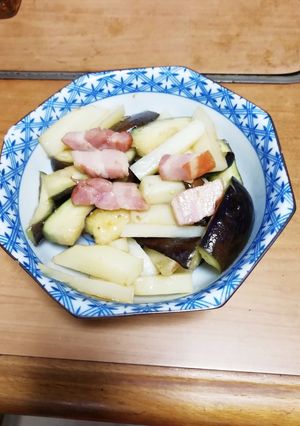 ベーコンと野菜のコンソメ炒め-レシピのメイン写真