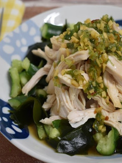 さっぱり♡わかめと蒸し鶏の油淋鶏風サラダ-レシピのメイン写真