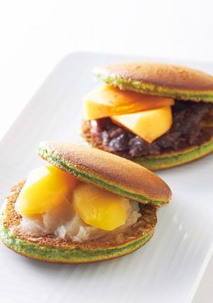 のりパウダー入り柿と栗のどら焼き-レシピのメイン写真