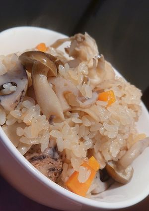 キノコの炊き込みご飯-レシピのメイン写真