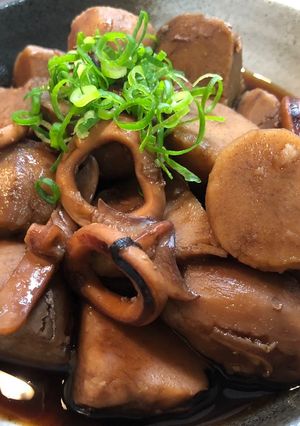 初めてでも簡単!圧力鍋でイカと里芋の煮物-レシピのメイン写真
