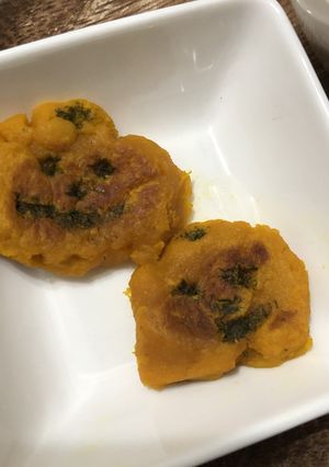 離乳食中期〜ハロウィンかぼちゃおやき-レシピのメイン写真
