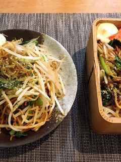 袋裏の作り方とは違う!小松菜焼きそば-レシピのメイン写真