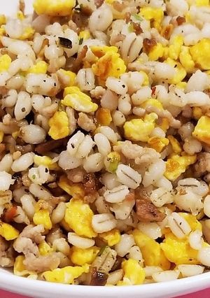 もち麦炒飯　妊娠中　妊婦さんにオススメ！-レシピのメイン写真