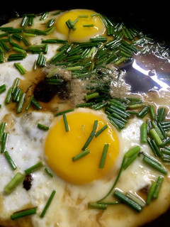 目玉焼きの醤油煮-レシピのメイン写真