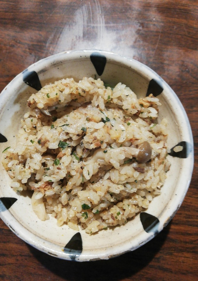 缶詰めで簡単炊き込みご飯★☆-レシピのメイン写真
